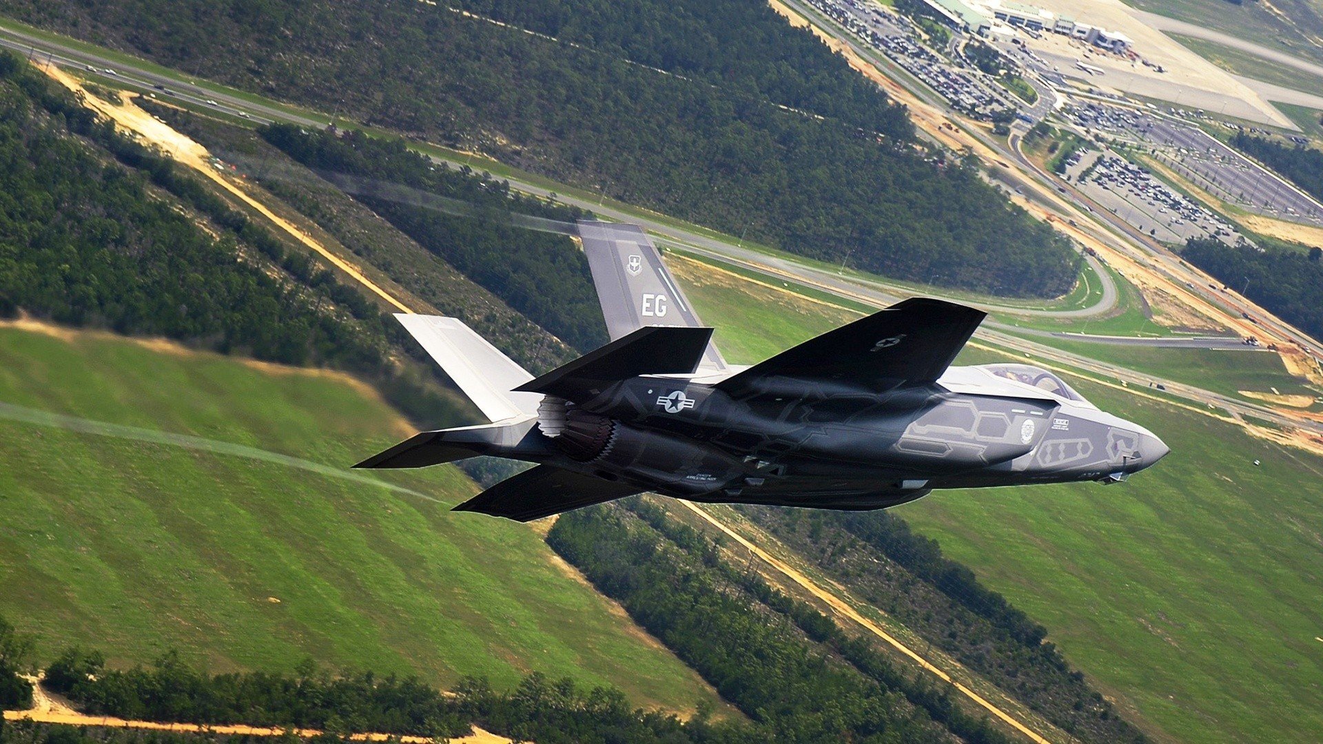 下载乐鱼体育APP-波尔曼的突破和防守让袋鼠队在橄榄球锦标赛中屡屡制胜