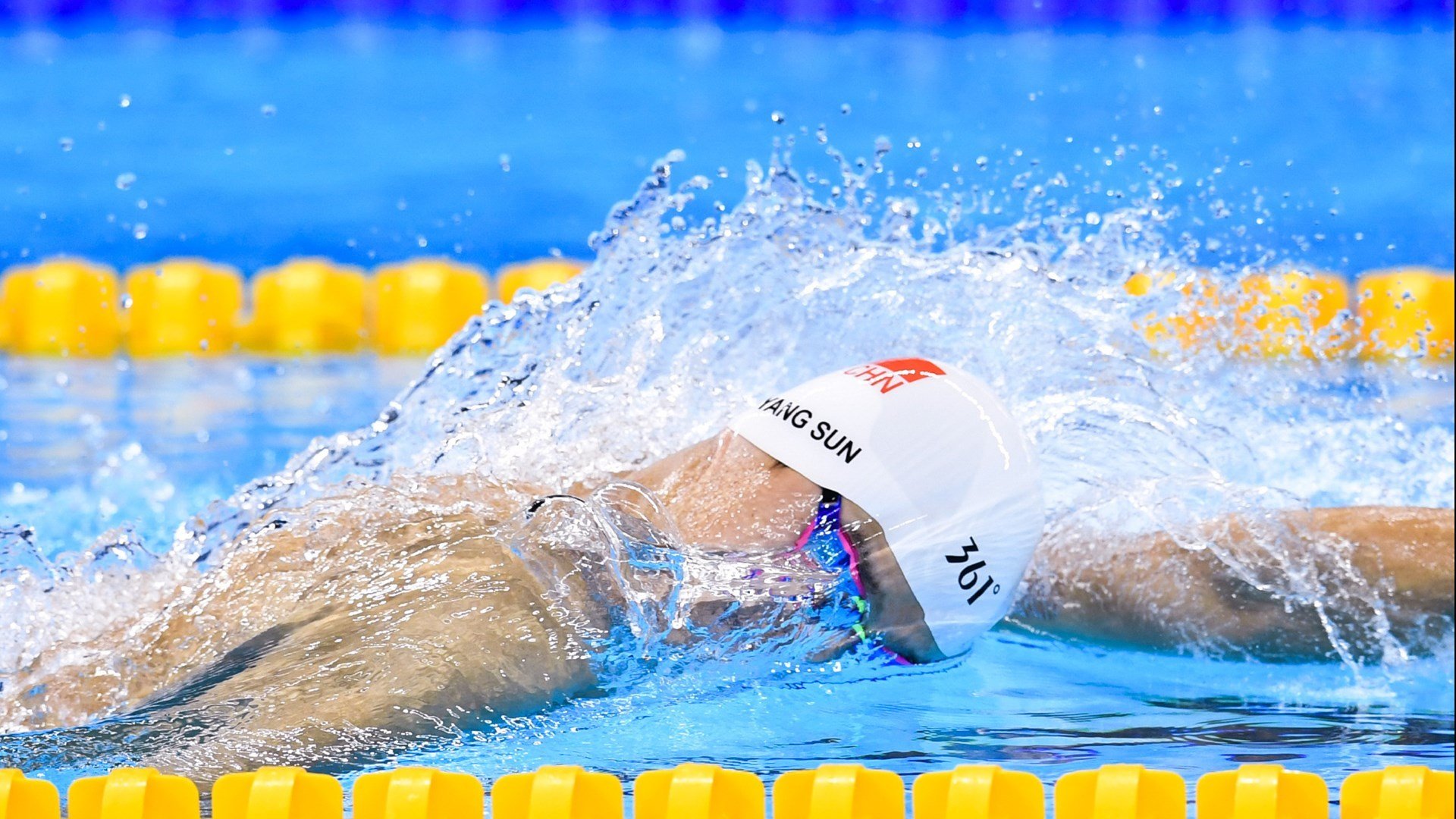 乐鱼体育平台-《电竞场景搭建：打造最炫比赛环境》，电竞场景图