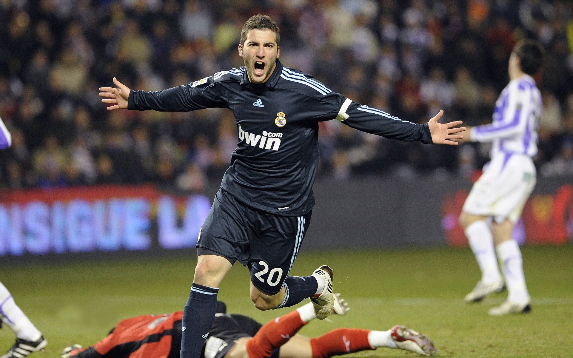 乐鱼电竞-特色青训“双引擎”打造行业新动能，产业链逐渐完备，建立国内顶级青训体系